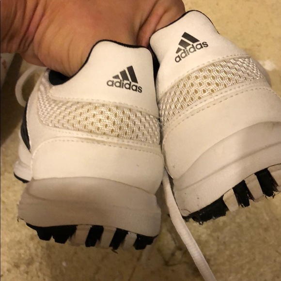 Adidas white and silver traxion cleats size 4 - Picture 3 of 6